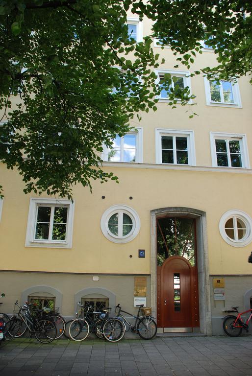 Artist Residence Schwabing München Buitenkant foto